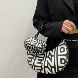 Picture of Fendi Lady Handbags _SKUfw152934287fw